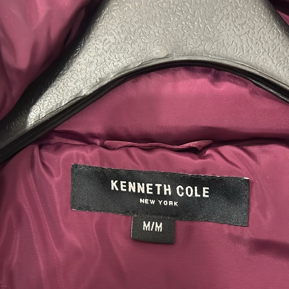 Kenneth Cole women’s burgundy puffer coat size M - Picture 5 of 8